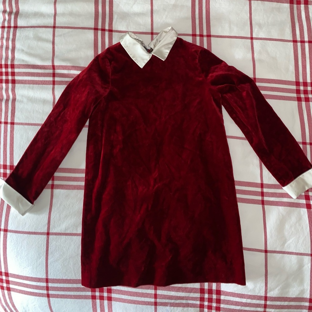 Bonpoint Girls Red Velvet Dress W/ Detachable White Collar & Cuffs. Size 10